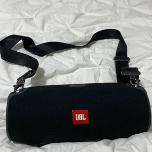 JBL Xtreme Portable Wireless Bluetooth Speaker (Black)